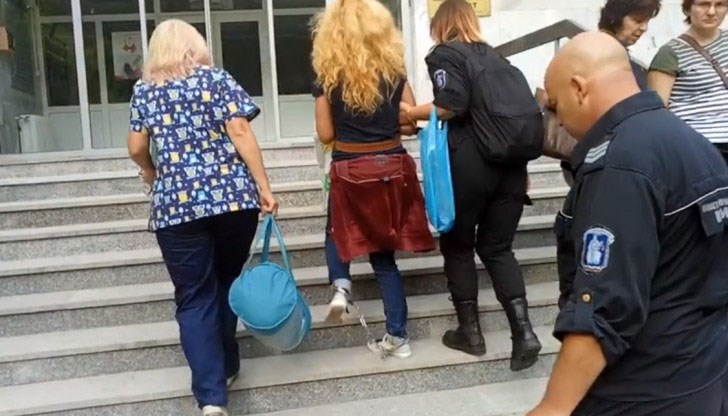 Очаква се да бъдат утвърдени от министър Цецка Цачева Очаква се да бъдат утвърдени от министър Цецка Цачева