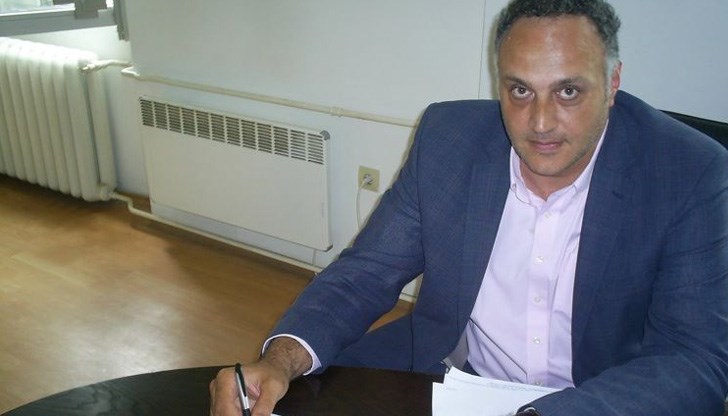 Съоръжението било направено да спира вълните, а не хората... Съоръжението било направено да спира вълните, а не хората...