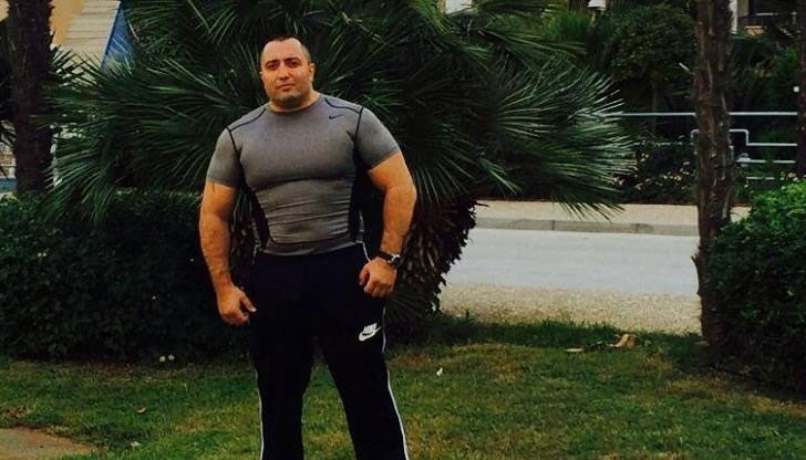 Само баби са успявали досега да прецакат страховития наркобос Само баби са успявали досега да прецакат страховития наркобос