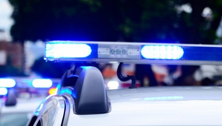 Младият мъж е избягал, но все пак е намерил време да отговори на критиките във „Фейбсук“ Младият мъж е избягал, но все пак е намерил време да отговори на критиките във „Фейбсук“