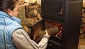 Подменят всички печки на дърва и въглища