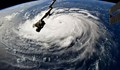 Евакуират 1 милион души по Източното крайбрежие на САЩ