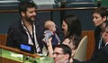 Бебе се превърна в сензация на срещата на ООН