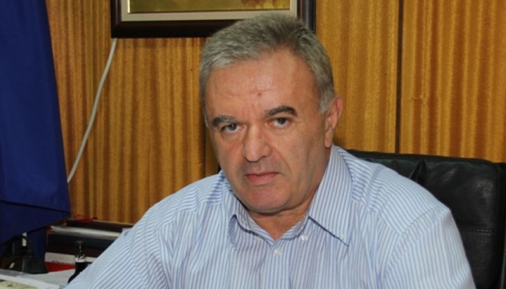 Директорът на СУ „Васил Левски“ се присъедини към групата герберите