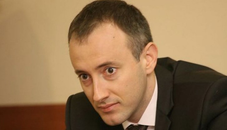 Училищата не трябва да препоръчват повече, отколкото е необходимо Училищата не трябва да препоръчват повече, отколкото е необходимо