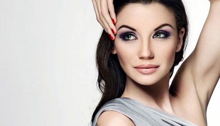 Тя реши да се изсветли и да се приближи до отбора на блондинките