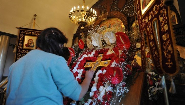 Тази нощ Господ слиза на земята и изпълнява всяко искрено желание