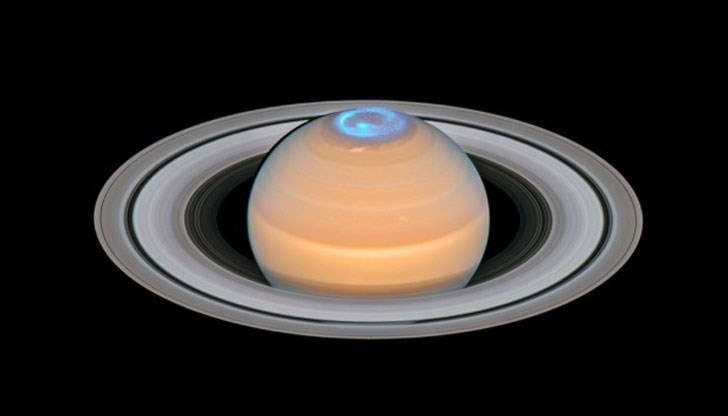 Северното сияние на Сатурн има два пика в яркостта – на зазоряване и преди полунощ