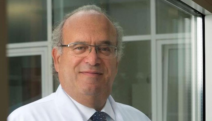 Най-известният онколог във Франция хвърля светлина върху злото на века Най-известният онколог във Франция хвърля светлина върху злото на века