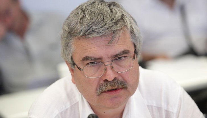 Всеки има право да държи парите си под каквато форма реши Всеки има право да държи парите си под каквато форма реши