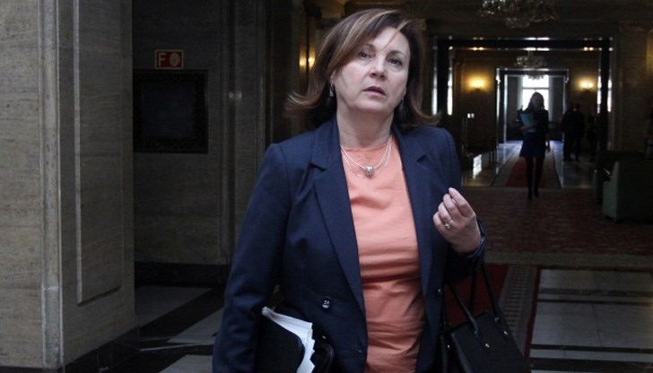 Тя не пожела да отговори дали ще бъде изпратена като посланик в Израел