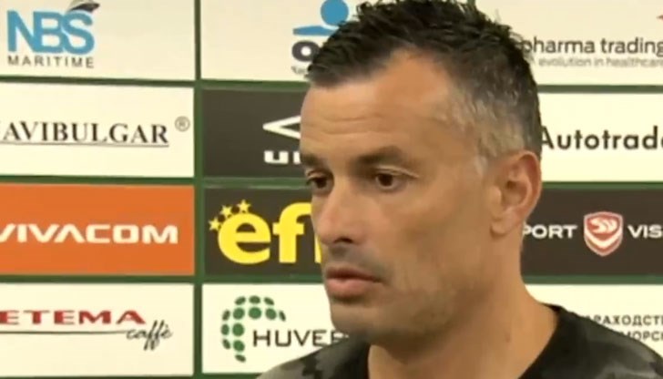 Те се опасяват, че Цветомир Младенов все още не притежава необходимия опит, а и няма съответния авторитет в съблекалнята, за да запази мястото на „Дунав” в елита Те се опасяват, че Цветомир Младенов все още не притежава необходимия опит, а и няма съответния авторитет в съблекалнята, за да запази мястото на „Дунав” в елита