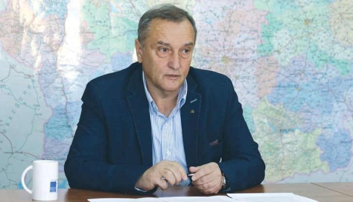 Скъпите автомобили вероятно са предвидени за членовете на Управителния съвет Скъпите автомобили вероятно са предвидени за членовете на Управителния съвет