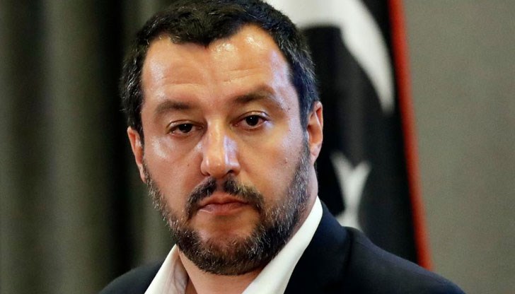 Матео Салвини е разследван за "отвличане" на мигранти Матео Салвини е разследван за "отвличане" на мигранти