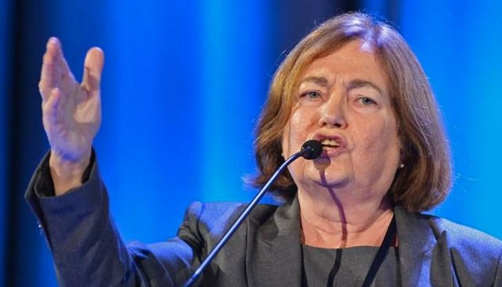 Твърде дълго елитът извличаше от войните финансови печалби, докато милиарди хора живееха в нищета и отчаяние Твърде дълго елитът извличаше от войните финансови печалби, докато милиарди хора живееха в нищета и отчаяние