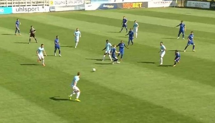 Русенци доминираха през целия мач, пропуснаха много голови положения пред вратата на домакините, но отбелязаха изравнителния гол в самия край на мача