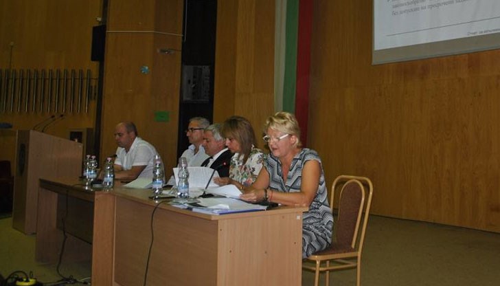 Представените данни сочат, че изпълнението на собствените приходи към в края на 2017-а  е 92% и в абсолютна стойност е с 4 118 863 лв. по-високо, в сравнение със същия период на 2016г.