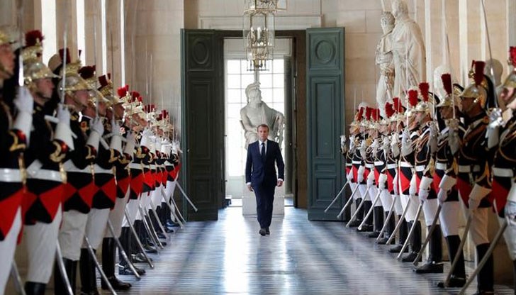 Европейците се нуждаят от човек, който да ги поведе. Човек, който не се плаши и не се извинява за убежденията си Европейците се нуждаят от човек, който да ги поведе. Човек, който не се плаши и не се извинява за убежденията си