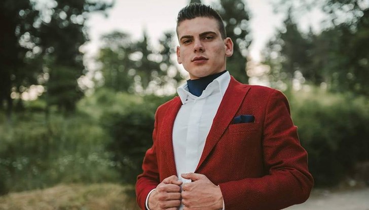 Концертът беше подготвен за набирането на средства за лечение на момчето, но Божидар не можа да го дочака