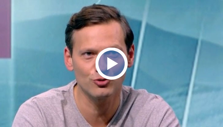 Актьорът разказва за детството си и запалената коледна елха, за разговорите си с баба си Иванка и за новите си проекти