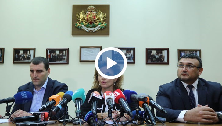 В счетоводната къща, обслужвала престъпната схема, е открит печат на банка