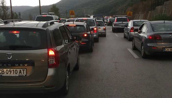 Инцидентът е станал в тунел „Ечемишка“ в посока столицата Инцидентът е станал в тунел „Ечемишка“ в посока столицата