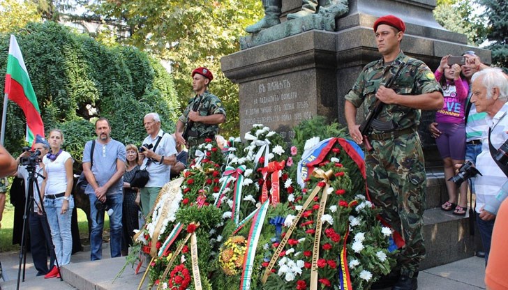 Церемонията ще се проведе на пл. „Ал. Батенберг“, пред Паметника на загиналите през Сръбско-българската война