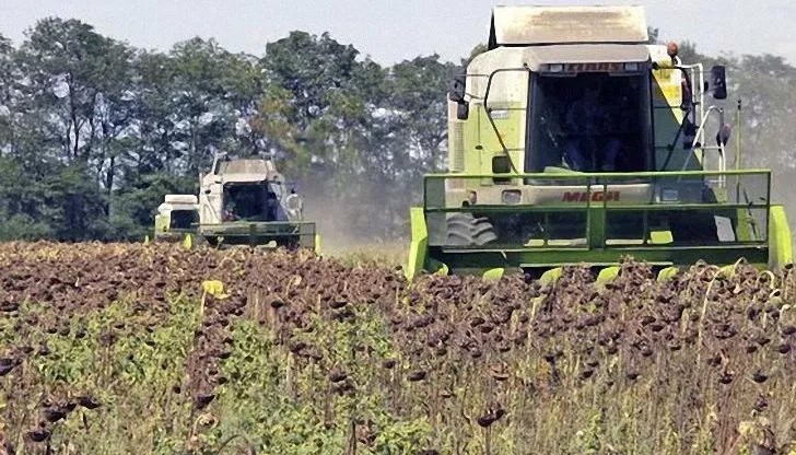 Като цяло месецът ще бъде сравнително сух Като цяло месецът ще бъде сравнително сух