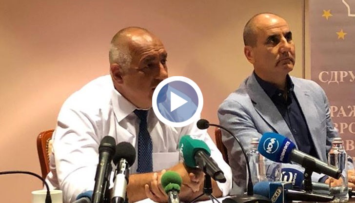 Виждате, навсякъде, където възникне проблем, изникват скрити клетки, които веднага провокират