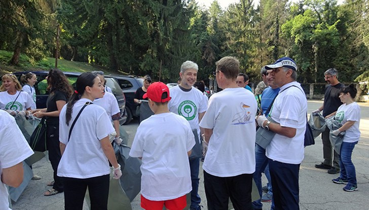 В мероприятието се включиха и експерти от РИОСВ - Русе В мероприятието се включиха и експерти от РИОСВ - Русе