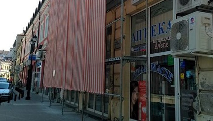 Пламен Великов е купил сградата още преди две години