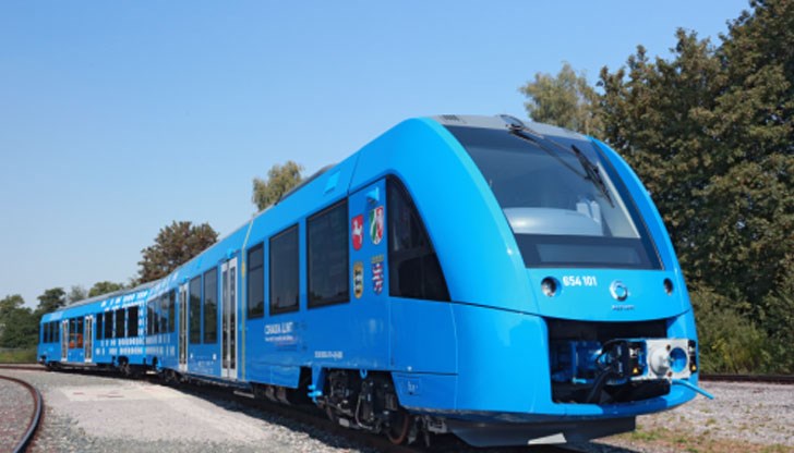 Coradia iLint може да пътува с до 140 км/ч Coradia iLint може да пътува с до 140 км/ч