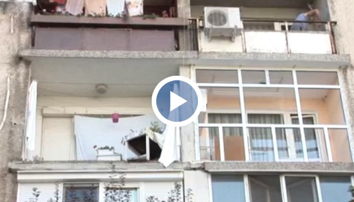 Жената се подпряла на парапета на терасата си, а той се срутил от 4-ия етаж