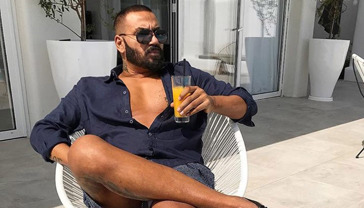 Похвално е, че е решил да се ангажира със социални теми, но нека първо си плати данъците Похвално е, че е решил да се ангажира със социални теми, но нека първо си плати данъците