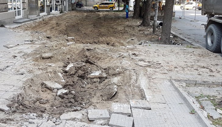 Търговци: Г-н Стоилов, чакаме клиенти, които не могат да стъпят до нас