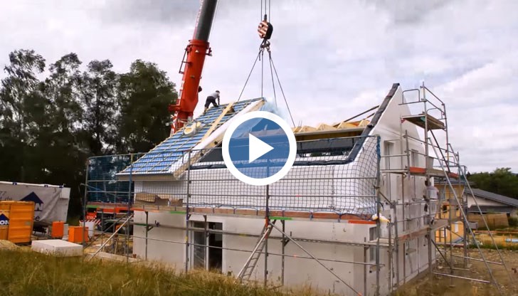 Отстрани погледнато изграждането е доста впечатляващо, тъй като бригадата работи доста бързо