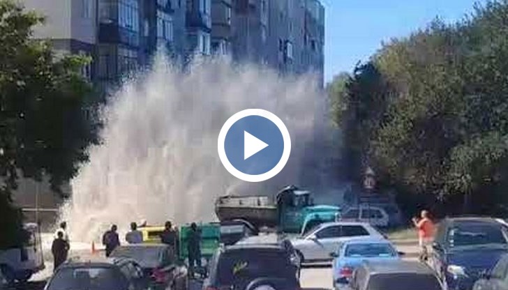 Тежка ВИК авария остави варненски квартал без вода