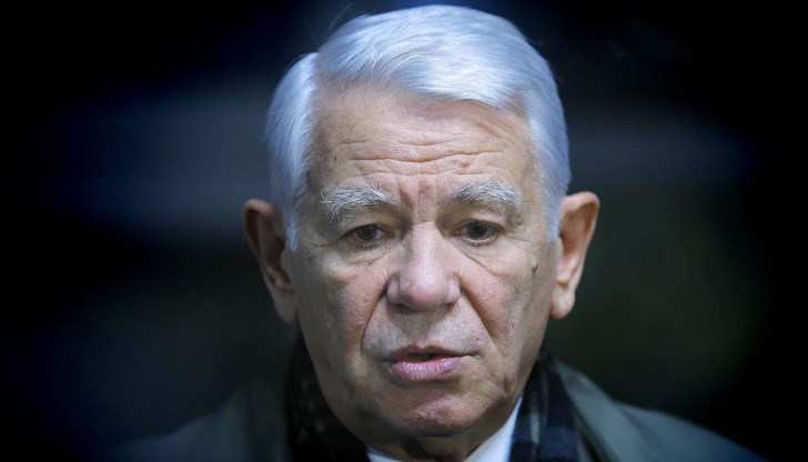 Публичните твърдения на комисаря Йотингер не подхождат на поста му Публичните твърдения на комисаря Йотингер не подхождат на поста му