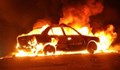 Горя автомобил на улица "Петрохан"