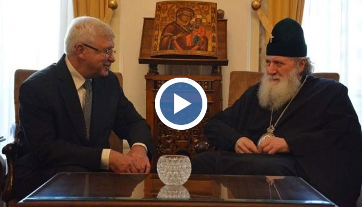 Здравният министър Кирил Ананиев се срещна с патриарх Неофит
