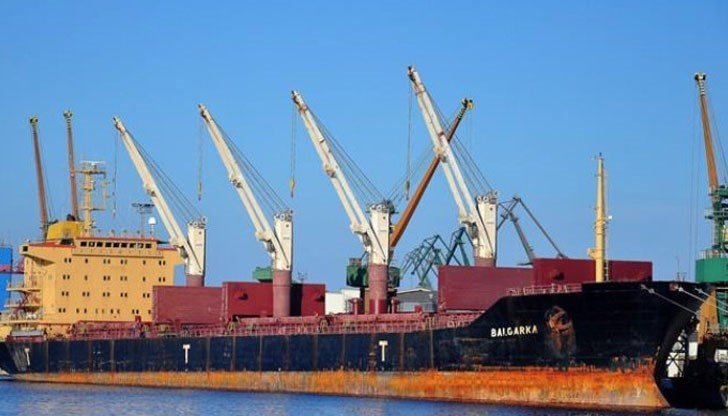 Втори член на екипажа е пострадал тежко и е настанен в болница с изгаряния Втори член на екипажа е пострадал тежко и е настанен в болница с изгаряния