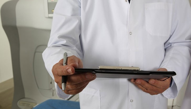 Болници взимат пари за едно и също лечение на пациент от три места Болници взимат пари за едно и също лечение на пациент от три места