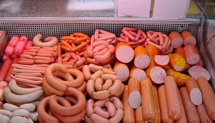 Масово се влага машинно обезкостеното месо, предупреждават от асоциацията на месопреработвателите Масово се влага машинно обезкостеното месо, предупреждават от асоциацията на месопреработвателите