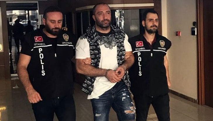 През деня Димитър Желязков излизал свободно и може да прави каквото си иска