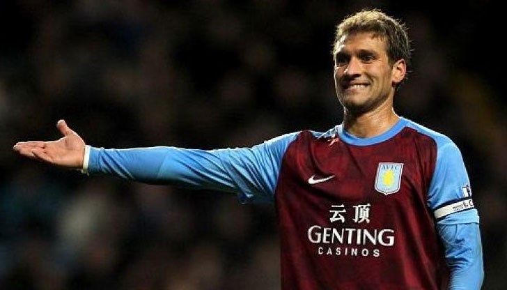 Стилиян Петров е поискал мениджърския пост, след като Стив Брус бе уволнен през седмицата Стилиян Петров е поискал мениджърския пост, след като Стив Брус бе уволнен през седмицата