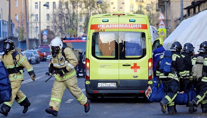 Един човек е убит, а трима други са ранени Един човек е убит, а трима други са ранени