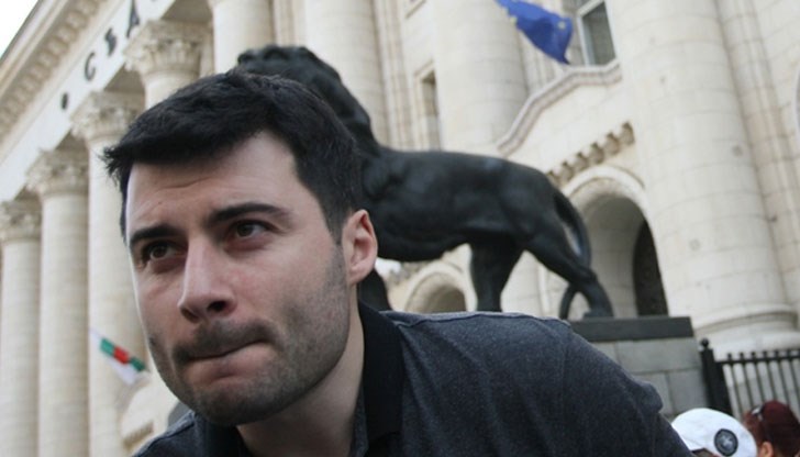 Съединените щати обвиниха Андреев и още четирима българи за нарушаване на ембаргото за търговия със Сирия Съединените щати обвиниха Андреев и още четирима българи за нарушаване на ембаргото за търговия със Сирия