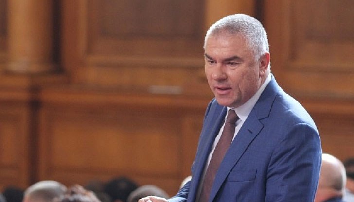 Никой не контролира как НПО-та с джендър проекти шестват из българските училища и тихомълком прокарват тази идеология