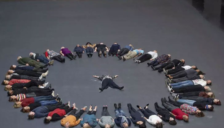 Хората трябва да почувстват дискомфорт, защото самият живот не е комфортен