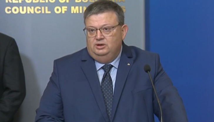 До този етап ние не може да твърдим, че убийството е свързано с професионалната дейност на Виктория Маринова До този етап ние не може да твърдим, че убийството е свързано с професионалната дейност на Виктория Маринова